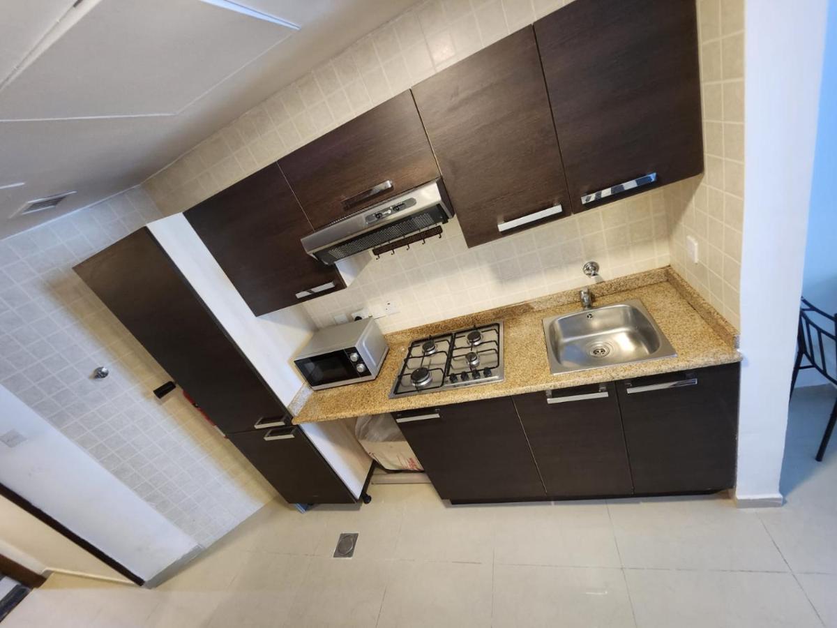 דובאי Furnished Studio Apartment Near Business Bay Metro Station מראה חיצוני תמונה