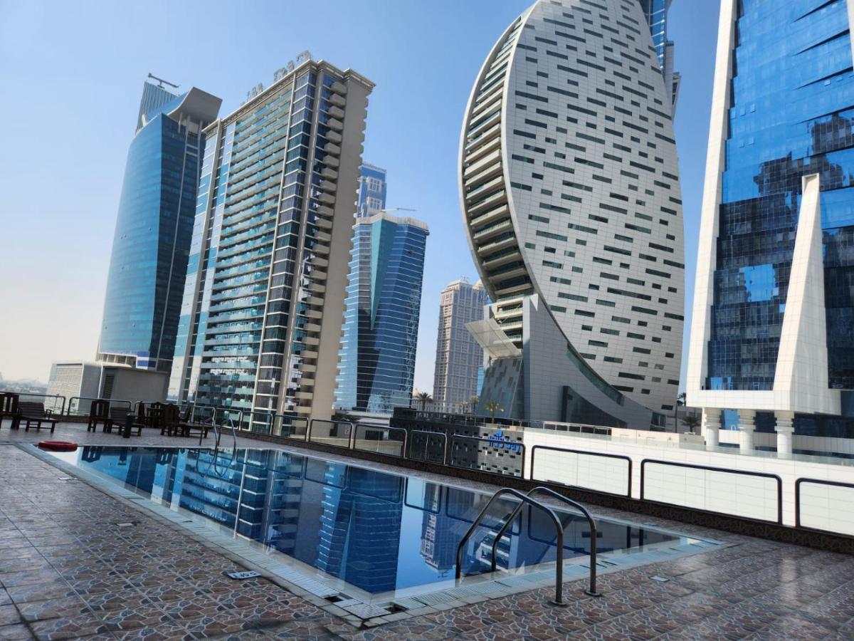 דובאי Furnished Studio Apartment Near Business Bay Metro Station מראה חיצוני תמונה